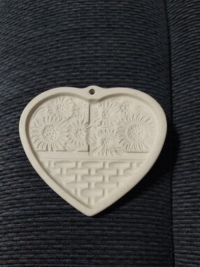 Vintage Pampered Chef Sunflower Basket Cookie Mold 1994